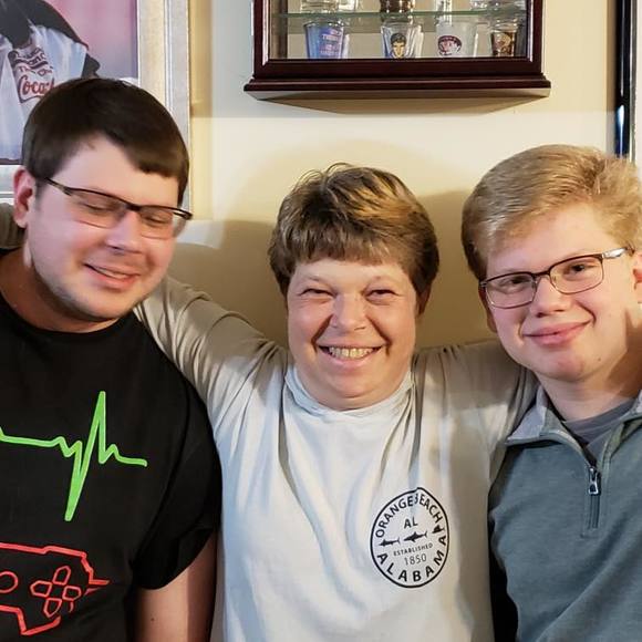 Meet your Posher, Christine - Picture 1 of 1